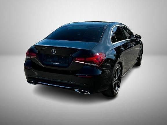 Gebraucht Mercedes A200 150 PS (110 kW) 2021 Schwarz Limousine