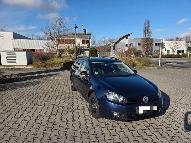 Gebraucht VW Golf VII Match 105 PS (77 kW) 2012 Blau Kombi