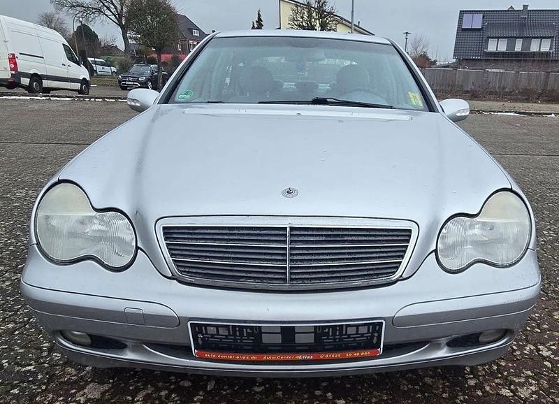 Gebraucht Mercedes C180 129 PS (94 kW) 2000 Silber Limousine