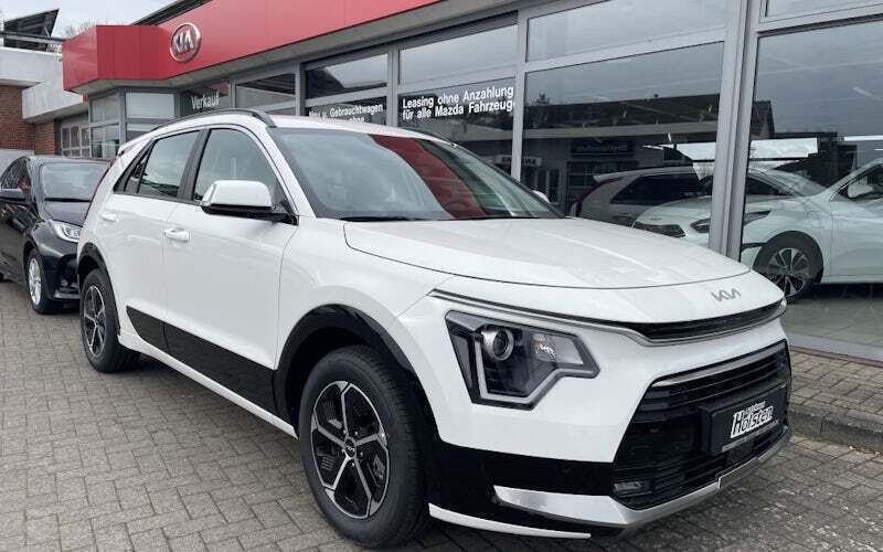 Weiß Neu 2025 Kia Niro Vision SUV | 32.990 € (Fairer Preis) - Bild 1/4