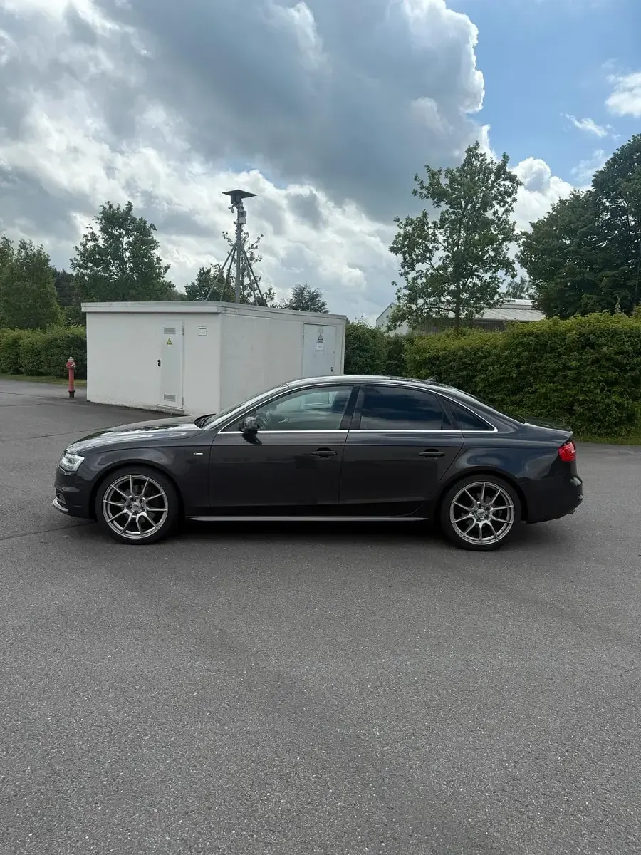 Gebraucht Audi A4 S-Line 245 PS (180 kW) 2014 Grau Limousine