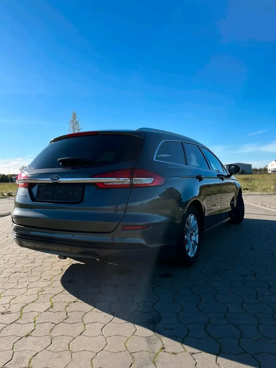 Gebraucht Ford Mondeo 188 PS (138 kW) 2019 Grau Kombi