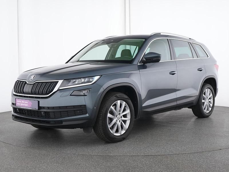 Quarz grau Gebraucht 2021 Skoda Kodiaq Style SUV | 35.061 € (Guter Preis) - Bild 1/4