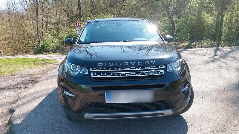 Schwarz Gebraucht 2016 Land Rover Discovery Sport SUV | 11.900 € (Teuer) - Bild 1/4