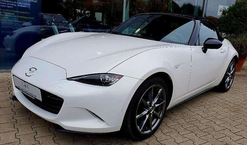 Weiß Gebraucht 2017 Mazda MX5 Exclusive-Line Cabrio | 19.610 € (Fairer Preis) - Bild 1/4