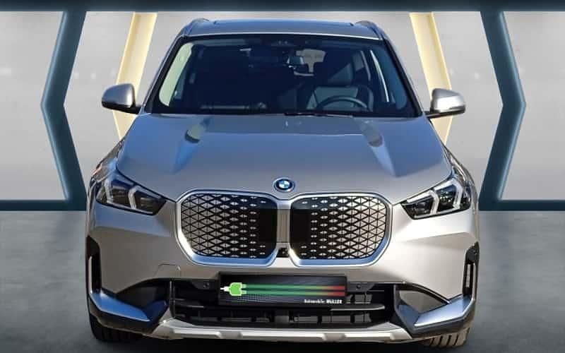 Gebraucht BMW iX1 xLine 150 kW (204 PS) 2025 Silber SUV