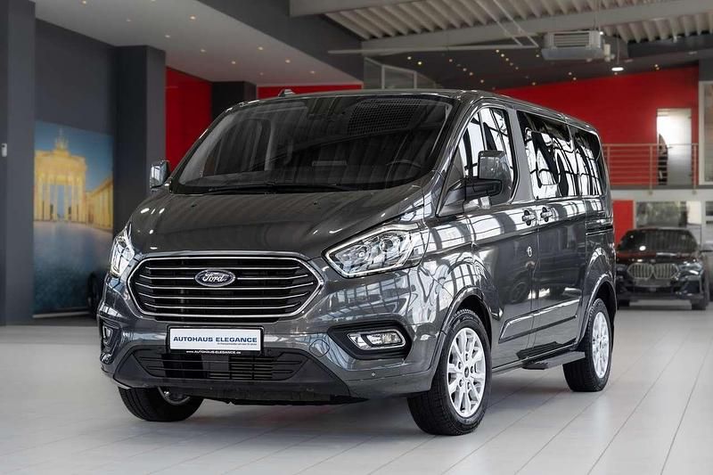 Magnetic Gebraucht 2020 Ford Transit Custom Titanium Van / Kleinbus | 34.980 € (Guter Preis) - Bild 1/4