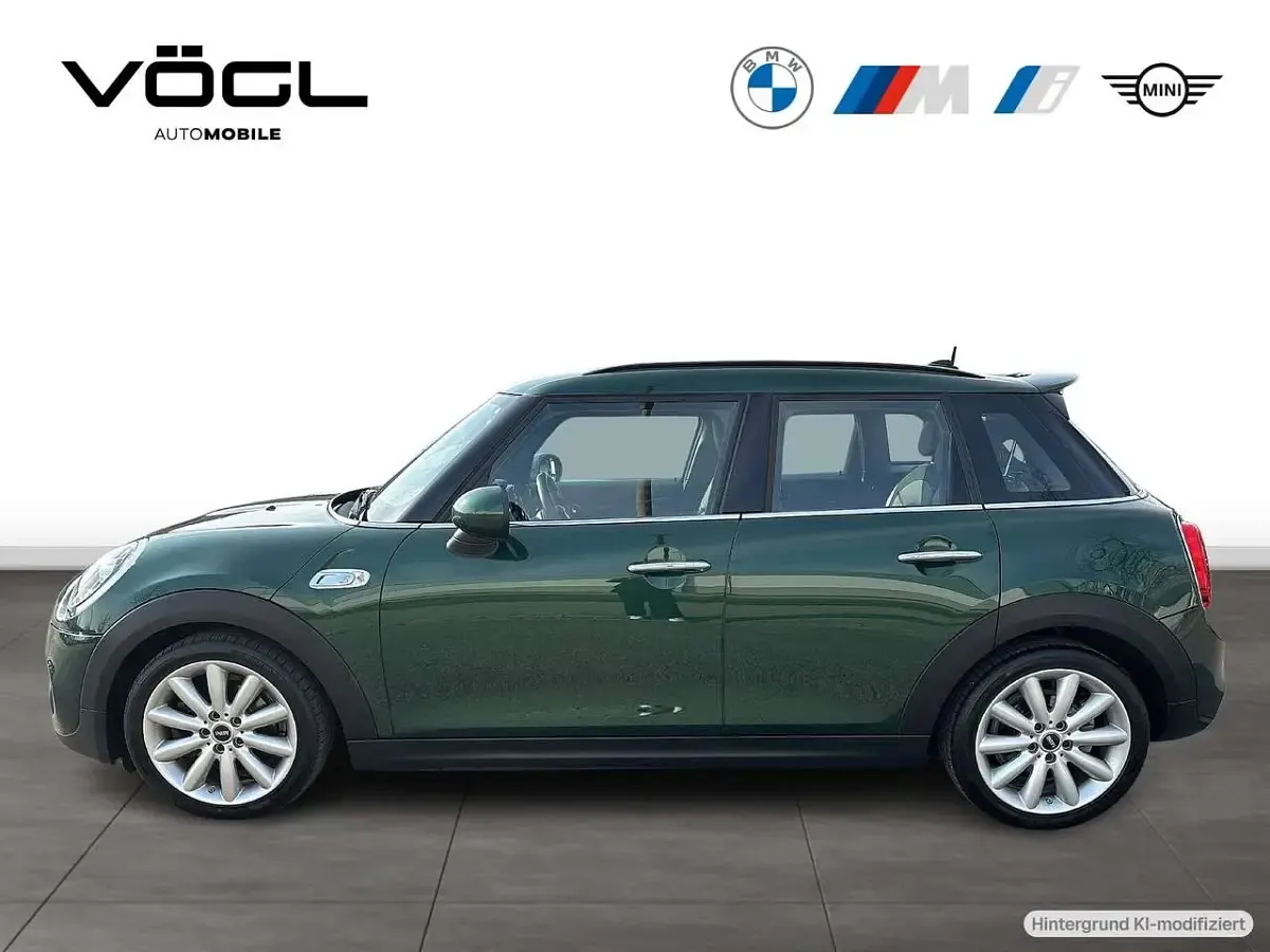 Gebraucht Mini Cooper SD Chili 170 PS (125 kW) 2019 British racing green Kleinwagen