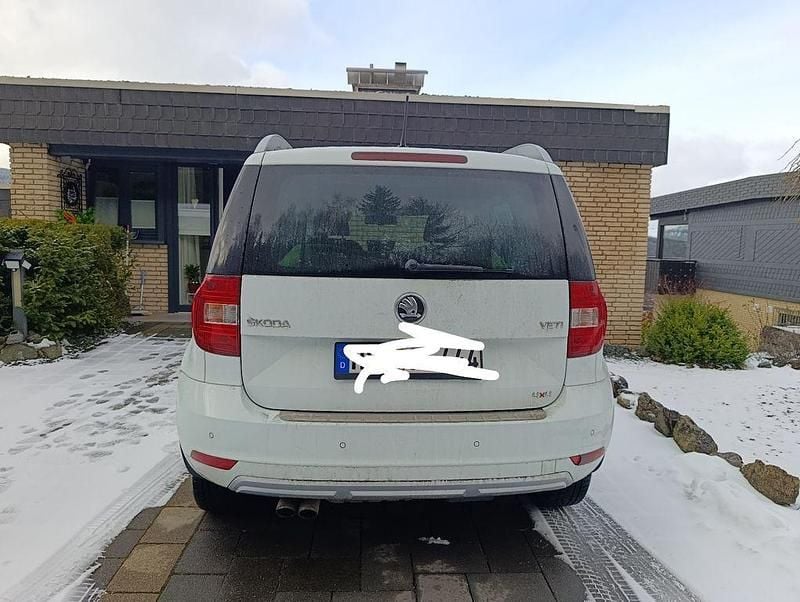 Gebraucht Skoda Yeti 150 PS (110 kW) 2015 Weiß SUV