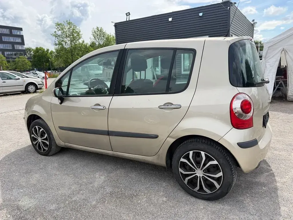 Gebraucht Renault Modus 88 PS (64 kW) 2006 Gold Van / Kleinbus