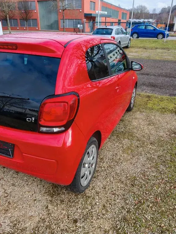 Gebraucht Citroën C1 Feel 82 PS (60 kW) 2016 Rot Kleinwagen