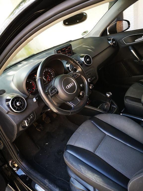 Gebraucht Audi A1 Ambition 86 PS (63 kW) 2012 Schwarz Kleinwagen