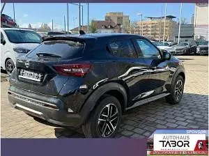 Neu Nissan Juke N-Connecta 114 PS (83 kW) 2026 Schwarz (pearl black metallic) SUV