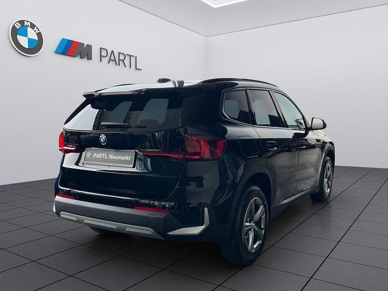 Neu BMW X1 136 PS (100 kW) 2026 Schwarz SUV