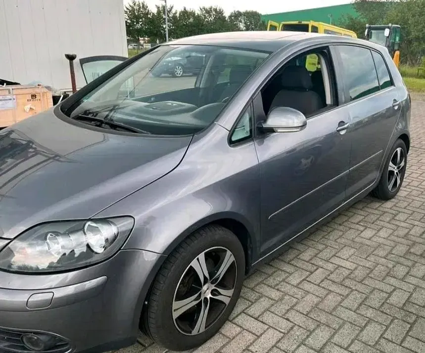 Gebraucht VW Golf V 140 PS (102 kW) 2007 Silber Kombi