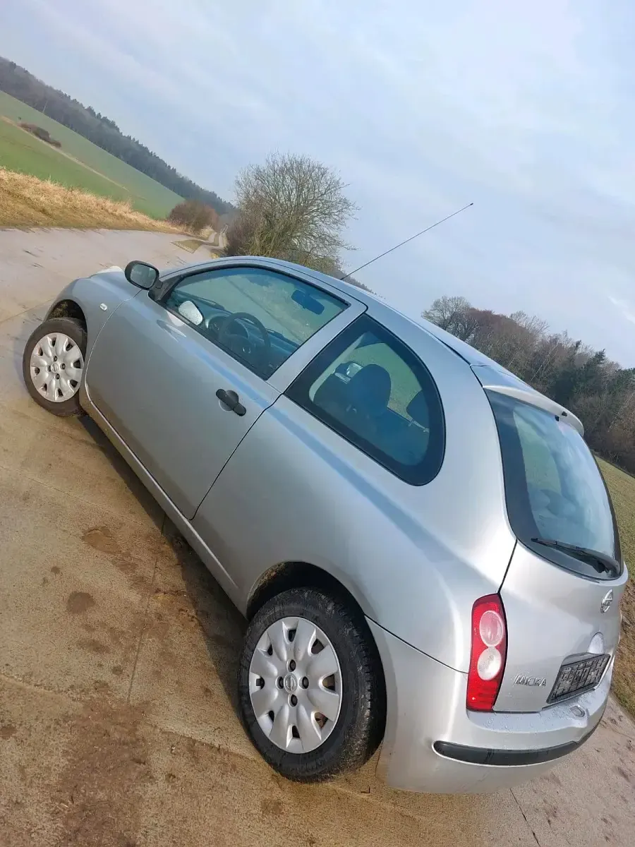 Gebraucht Nissan Micra 65 PS (47 kW) 2006 Silber Kleinwagen