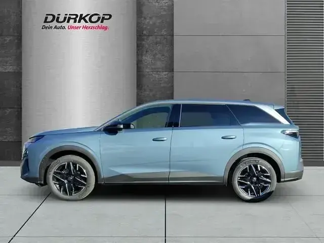 Neu Peugeot 5008 Allure 146 PS (107 kW) 2026 Blau SUV
