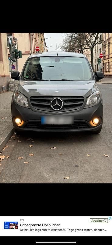 Grau Gebraucht 2017 Mercedes Citan 109 Van / Kleinbus | 9.000 € (Superpreis) - Bild 1/4