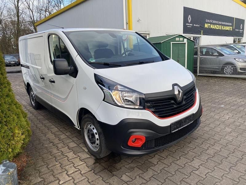 Gebraucht Renault Trafic 120 PS (88 kW) 2019 Arktisweiß Van / Kleinbus