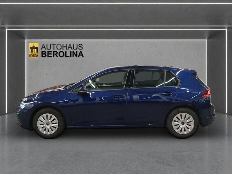 Gebraucht VW Golf VIII 90 PS (66 kW) 2021 Blau Limousine
