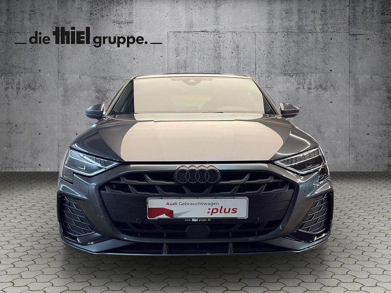 Gebraucht Audi A3 S-Line 150 PS (110 kW) 2024 Grau Limousine