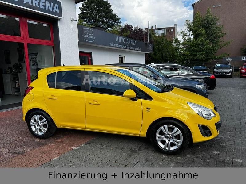 Gebraucht Opel Corsa Satellite 69 PS (50 kW) 2011 Gelb Limousine