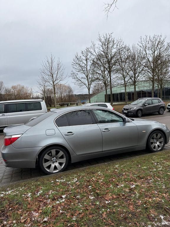 Gebraucht BMW 523 177 PS (130 kW) 2005 Limousine