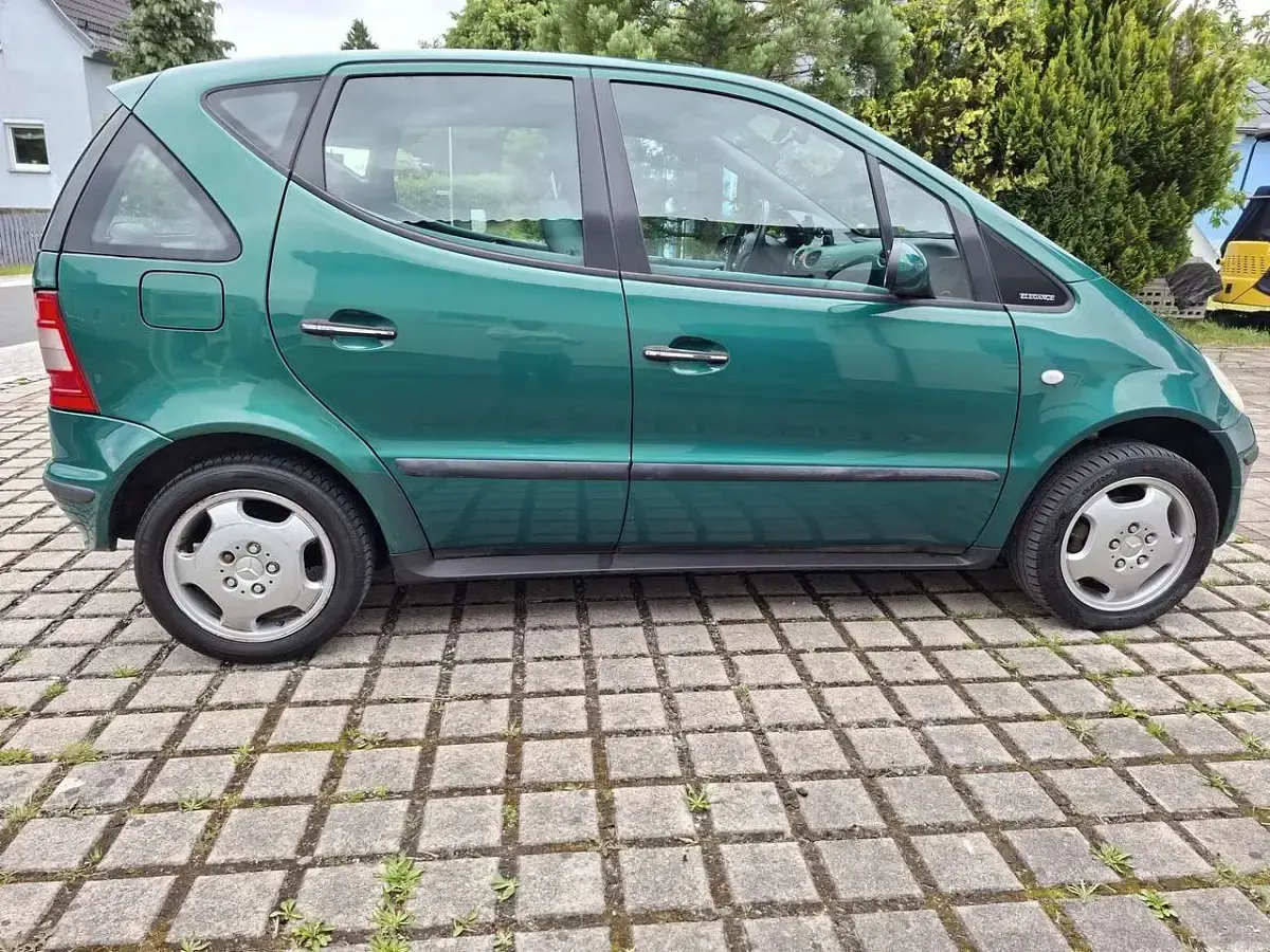 Gebraucht Mercedes A140 Elegance 82 PS (60 kW) 2000 Dschungelgrünmetallic Kleinwagen