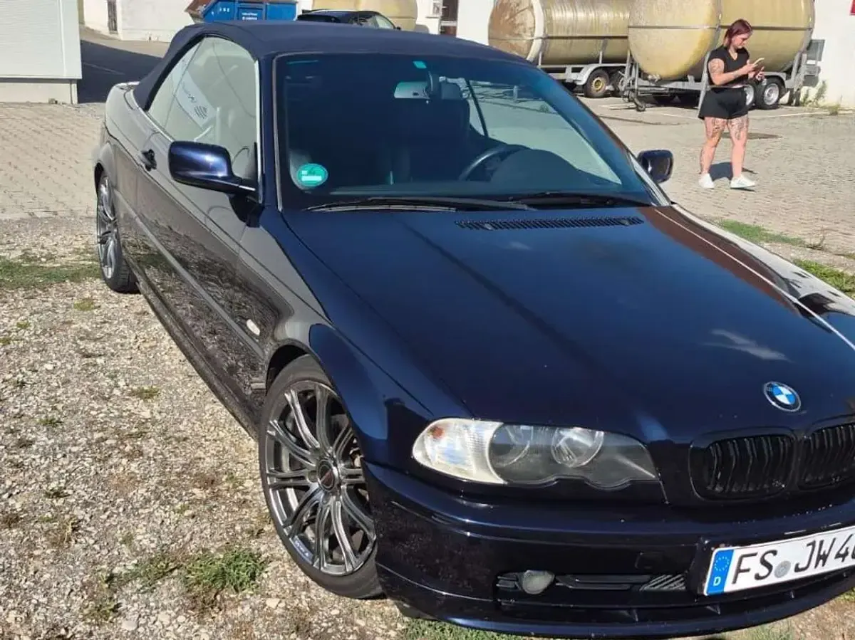 Gebraucht BMW 320 170 PS (125 kW) 2001 Blau Cabrio