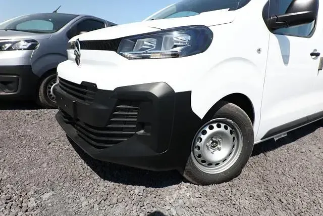 Neu Citroën Jumpy 150 PS (110 kW) 2026 Icy weiß icy weiß Van / Kleinbus