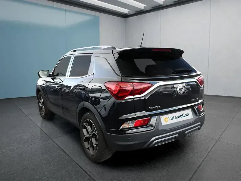 Gebraucht SsangYong Korando 163 PS (119 kW) 2020 Schwarz SUV