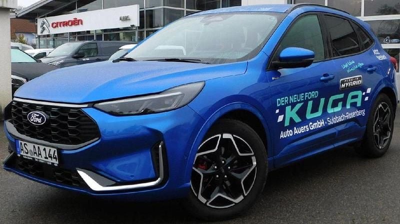 Gebraucht Ford Kuga ST-Line X 152 PS (111 kW) 2024 Blau SUV
