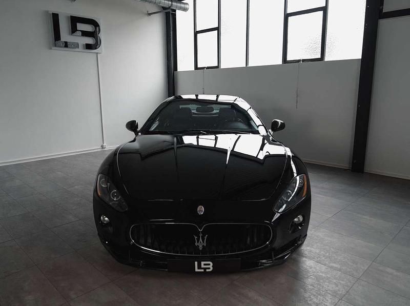 Gebraucht Maserati Granturismo 441 PS (324 kW) 2011 Nero carbonio metallic Coupé