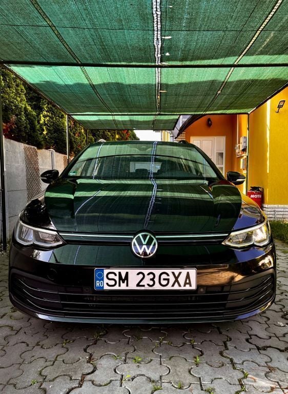 Schwarz Gebraucht 2021 VW Golf VIII Active Kombi | 16.450 € (Fairer Preis) - Bild 1/4