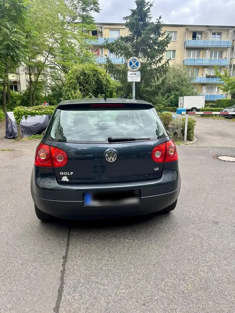 Gebraucht VW Golf V 102 PS (75 kW) 2007 Blau Kleinwagen