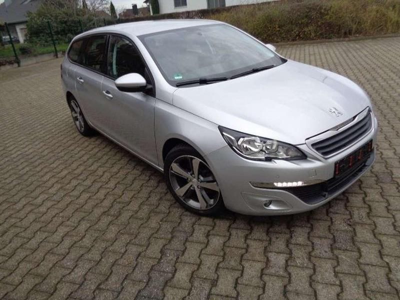 Silber Gebraucht 2017 Peugeot 308 SW Kombi | 7.500 € (Guter Preis) - Bild 1/4