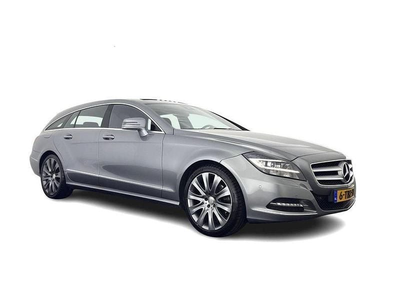 Grau Gebraucht 2014 Mercedes CLS250 Shooting Brake Kombi | 12.745 € (Fairer Preis) - Bild 1/4