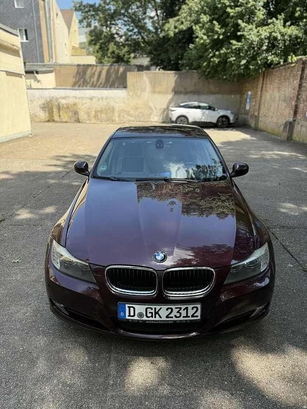 Gebraucht 2009 BMW 318 Kombi | 4.500 € (Guter Preis) - Bild 1/4