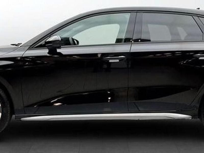 Gebraucht Audi A3 Ambiente 150 PS (110 kW) 2025 Brillantschwarz Kombi