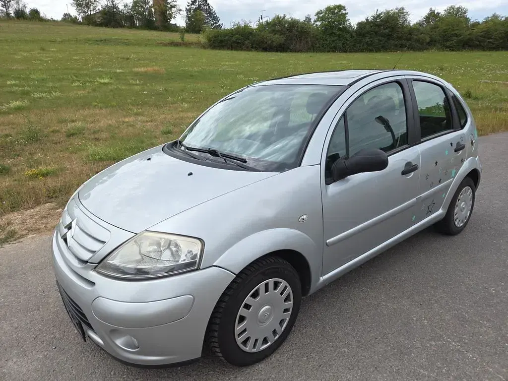 Gebraucht Citroën C3 Comfort 73 PS (53 kW) 2006 Silber Limousine