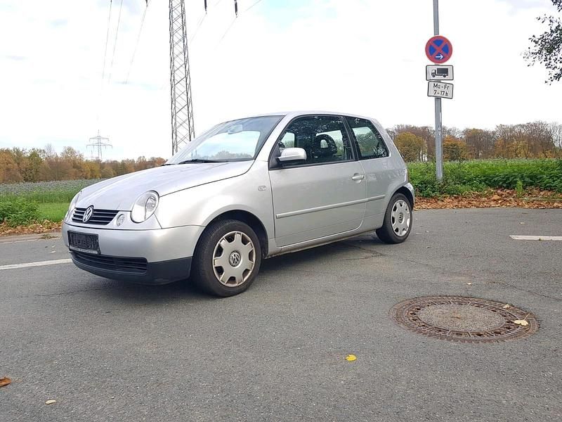Silber Gebraucht 2003 VW Lupo Kleinwagen | 1.390 € (Fairer Preis) - Bild 1/4