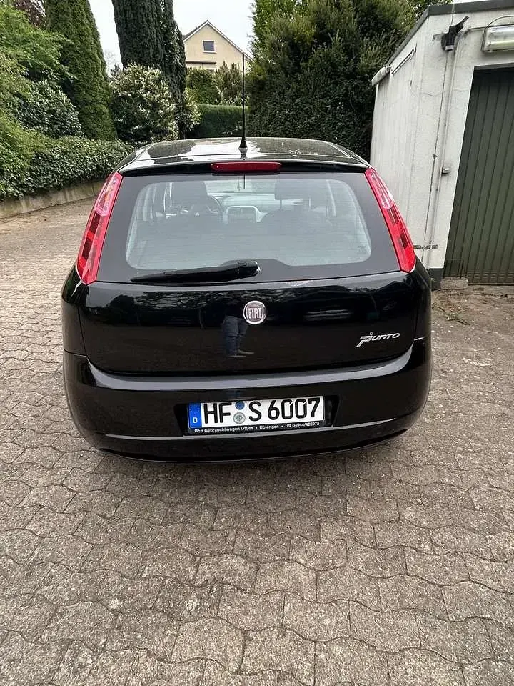 Gebraucht Fiat Grande Punto Active 77 PS (56 kW) 2009 Schwarz Kleinwagen