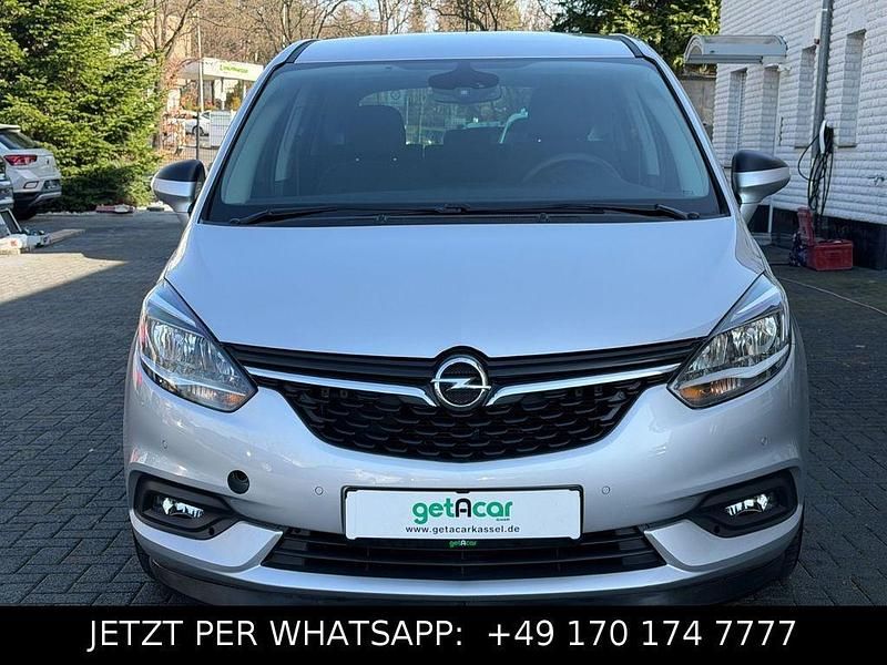 Gebraucht Opel Zafira Edition 170 PS (125 kW) 2017 Silber Van / Kleinbus