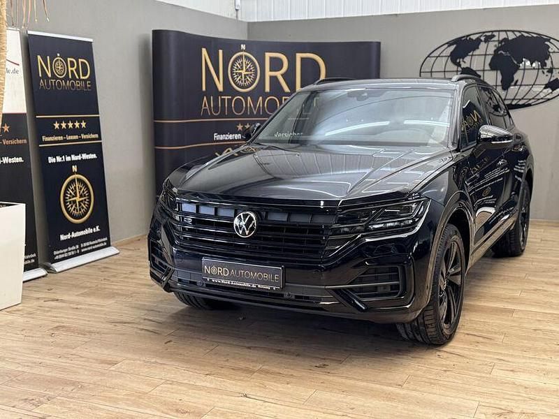 Gebraucht VW Touareg Style 231 PS (169 kW) 2022 Deep black perleffek (metallic) SUV