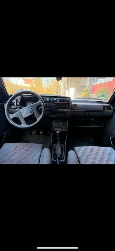 Gebraucht VW Golf II GTI 129 PS (94 kW) 1989 Schwarz Kleinwagen