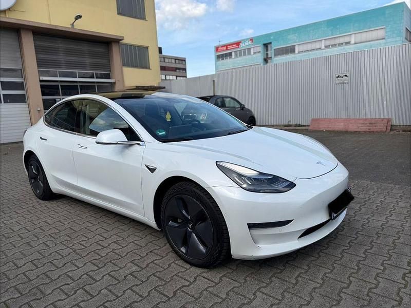 Gebraucht Tesla Model 3 324 kW (441 PS) 2020 Weiß Limousine