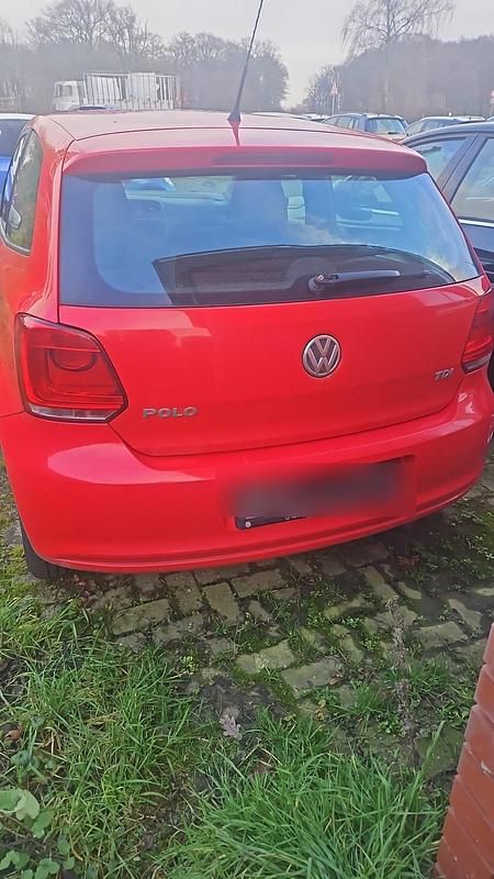 Gebraucht VW Polo 75 PS (55 kW) 2011 Rot Kleinwagen