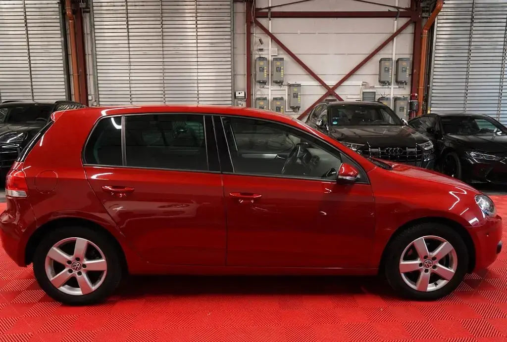 Gebraucht VW Golf VI 122 PS (89 kW) 2010 Amaryllisrot Kleinwagen