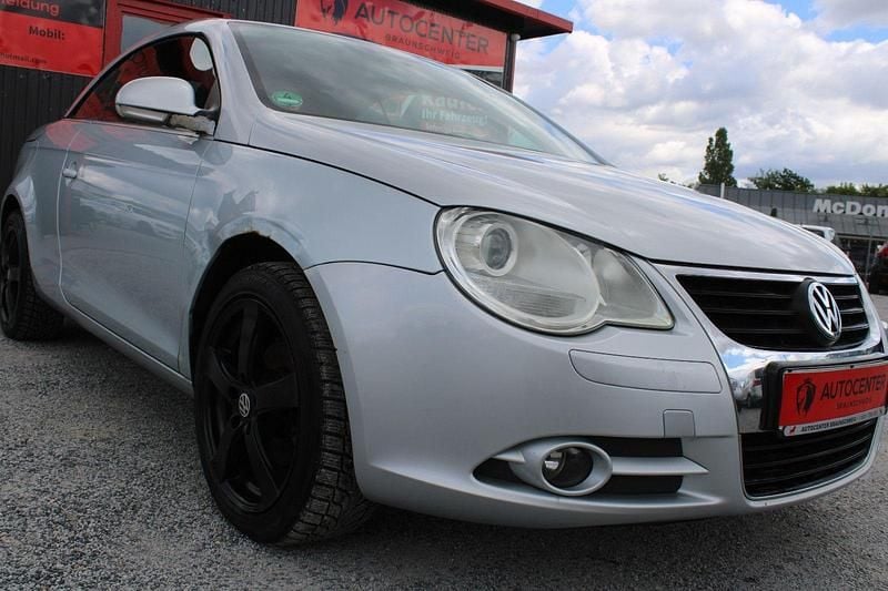 Silber Gebraucht 2006 VW Eos Cabrio | 1.990 € (Superpreis) - Bild 1/4