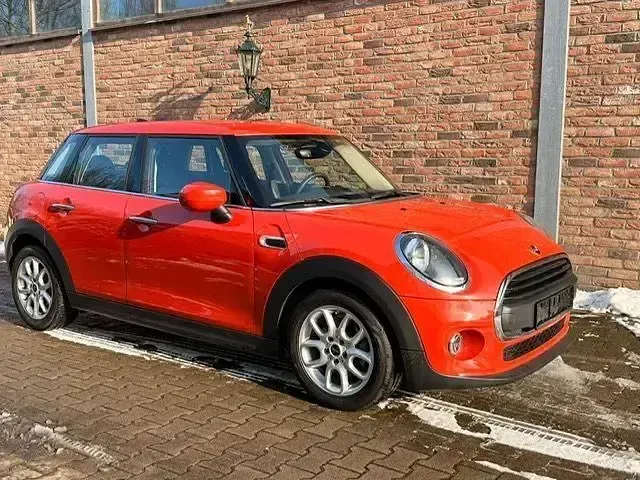 Occasion Mini ONE 102 ch (75 kW) 2019 Orange Citadine